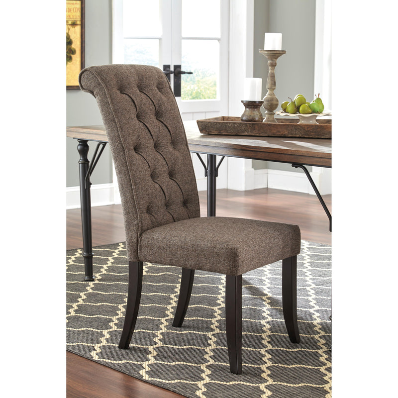 Signature Design by Ashley Tripton Dining Chair Tripton D530-02 (2 per package) IMAGE 2