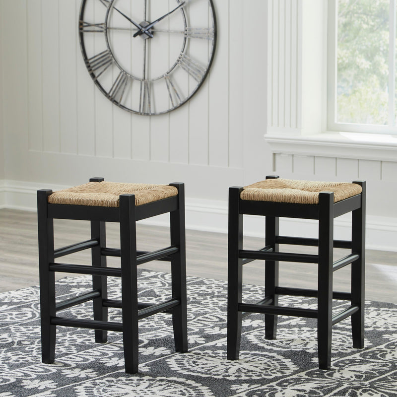 Signature Design by Ashley Mirimyn Counter Height Stool D508-124 IMAGE 3